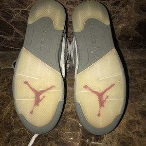 Jordan Shoes - Grey and red retro 5 Jordan’s size 5.5 Jordan Shoes - Grey and red retro 5 Jordan’s size 5.5